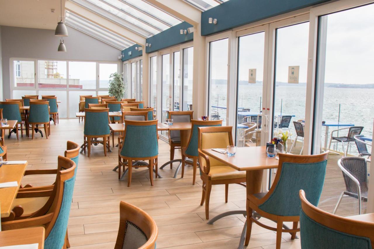 Watersedge Hotel Cobh Eksteriør bilde