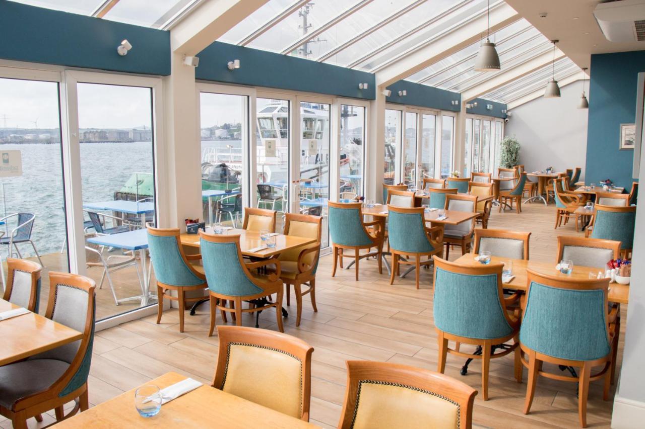 Watersedge Hotel Cobh Eksteriør bilde